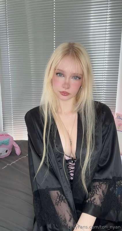 tori_nyan image #0
