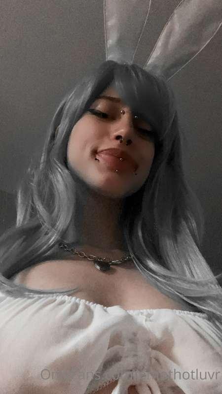 emothotluvr image #3