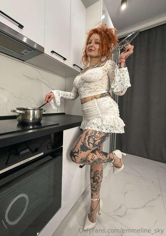 𝐅𝐑𝐄𝐄 𝐒𝐔𝐁𝐒𝐂𝐑𝐈𝐏𝐓𝐈𝐎𝐍@glitch_girl sexy crazy slut fucks all her ..