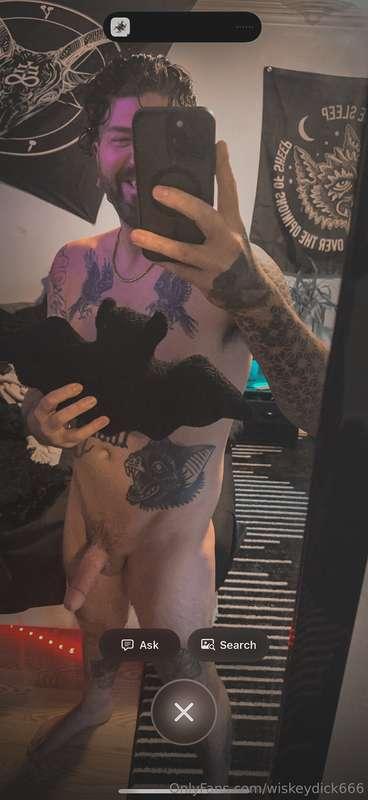 This is the pillow I’d put under you during backshots🖤