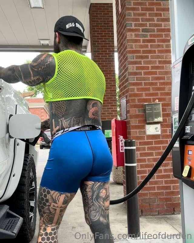 Can u pump it for me? ⛽️😈