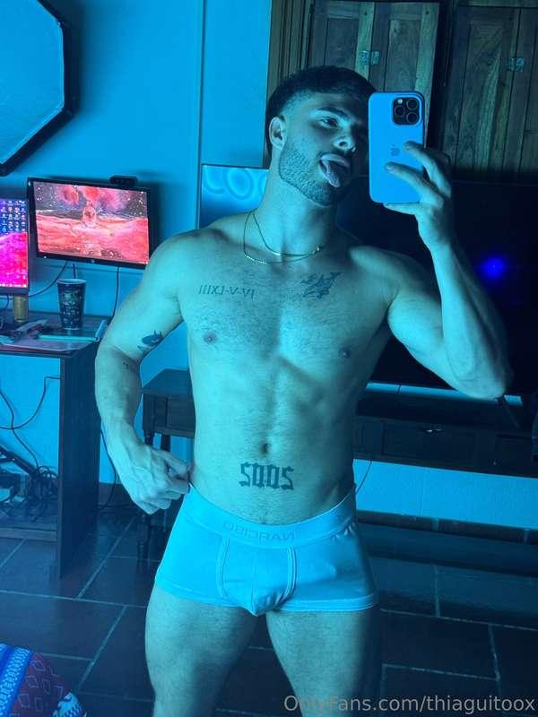 Ufff I really wanted to fuck 👉👌💦🍑🍑 Do you want to join me in..
