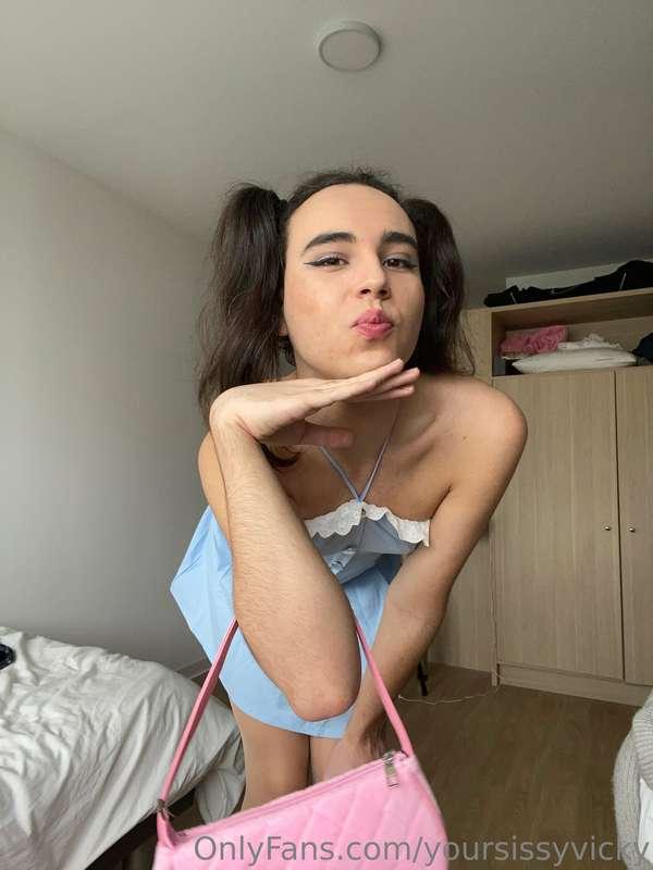 yoursissyvicky image #0