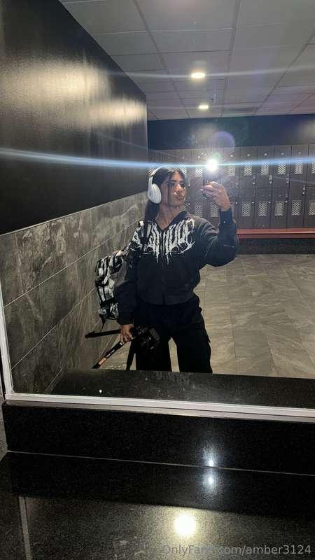 Mirror selfies just hit differently, don’t they? ❤️‍🔥