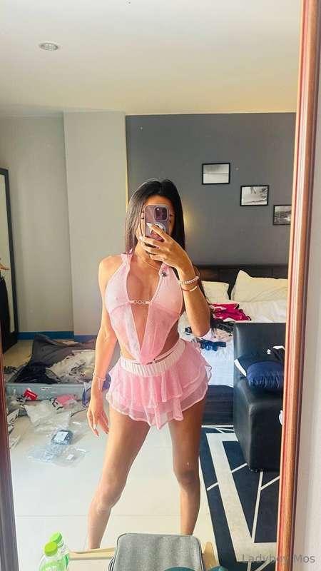 Do you like the outfit?