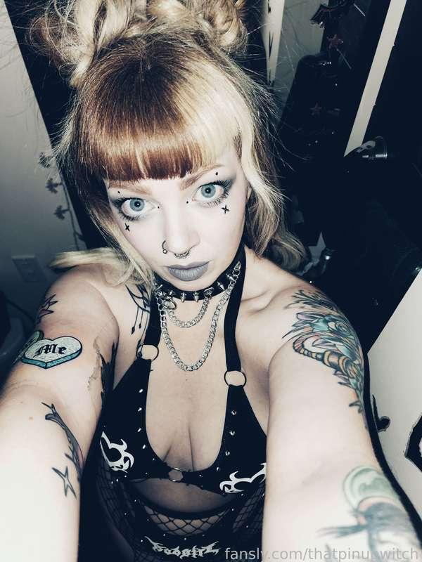 thatpinupwitch image #6