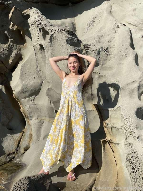 More lovely views from the beach 🥰😍🐱🍑