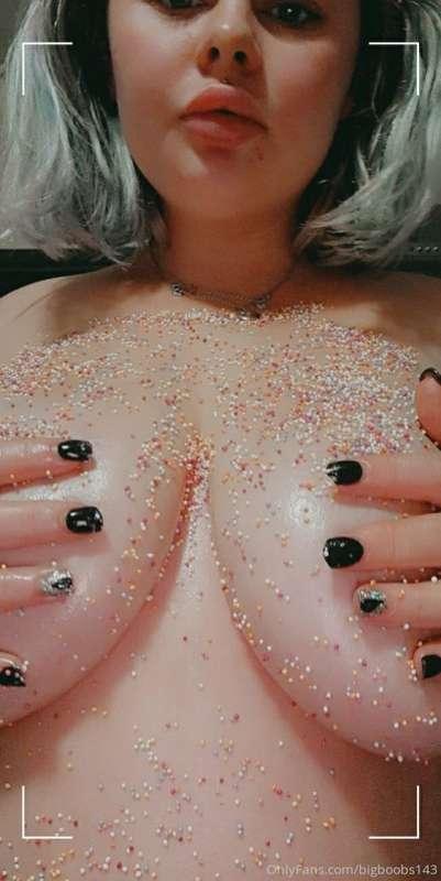@bigboobs9855