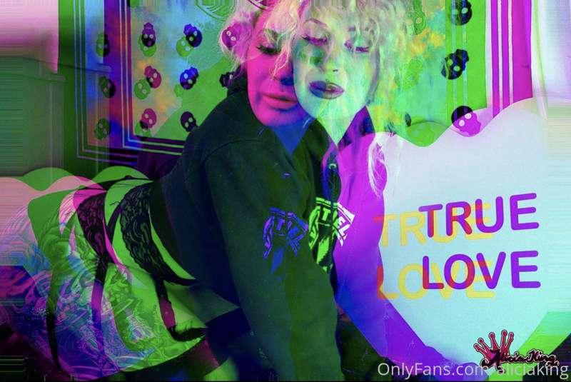 🖤🩸🖤 you’ll be my Bloody Valentine☠️🔪