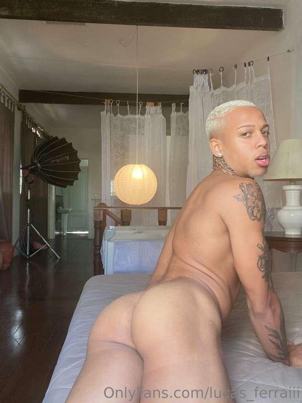 @lucas_ferraiii