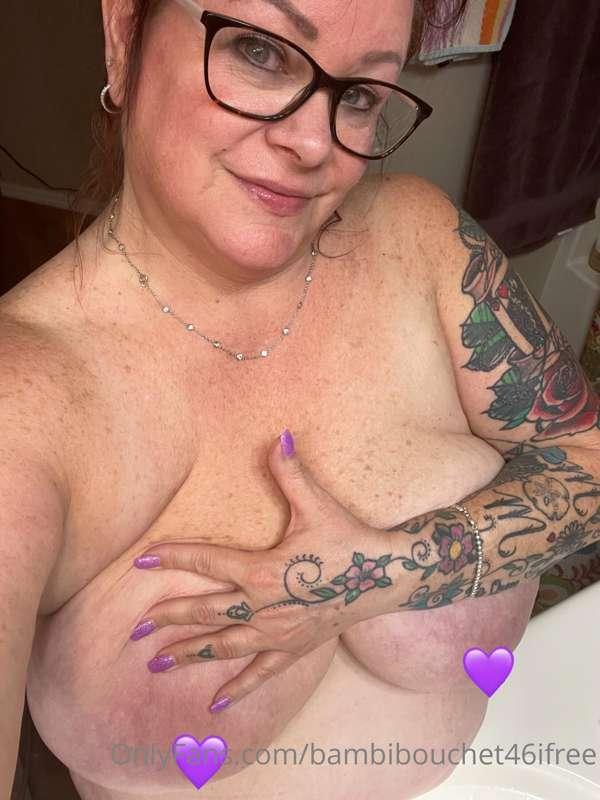 Happy big Titty Tuesday!!!!