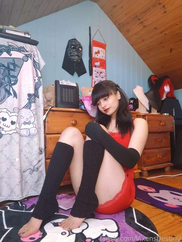 vixensdestiny image #4