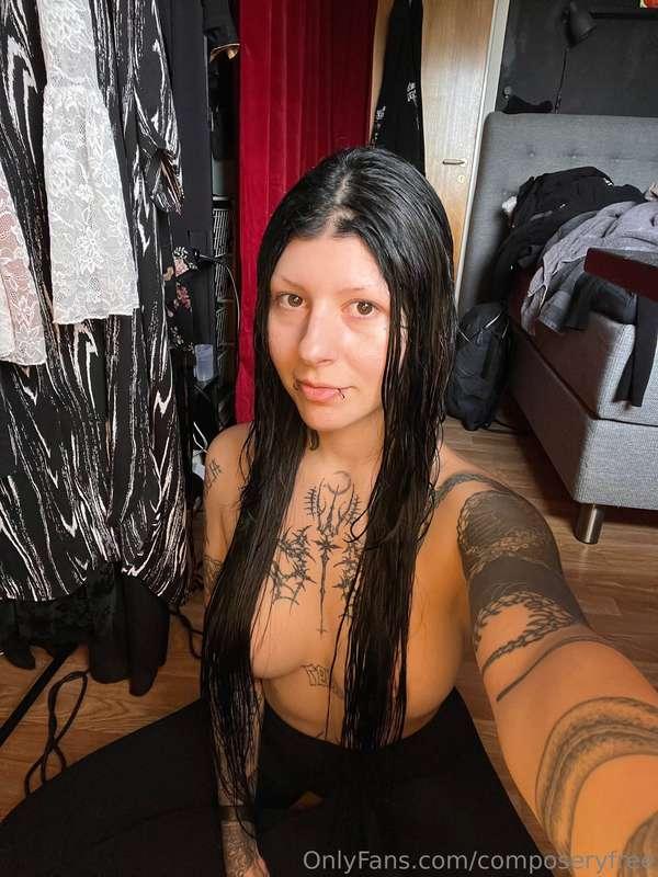 Lets chat ❤️ (swipe!) 