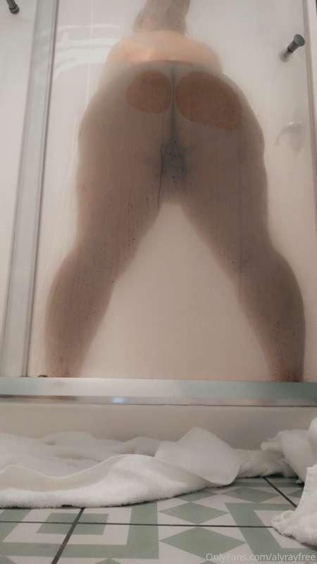 Check out my paid page too see how wet I get 😈   Onlyfans.co..