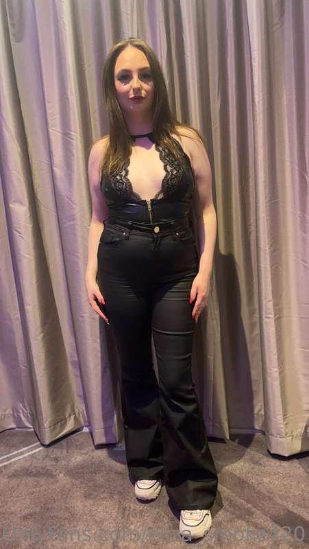 its a rare sight to see me fully clothed so I thought I woul..