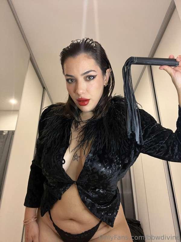 Are you up to receiving punishments or pleasure? 😈⛓️