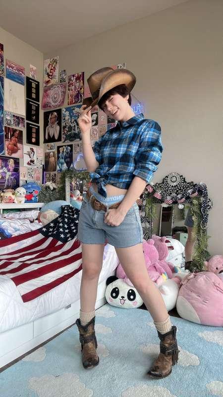indigowhite image #69