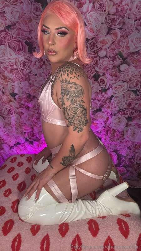 Think pink, touch gently 😘