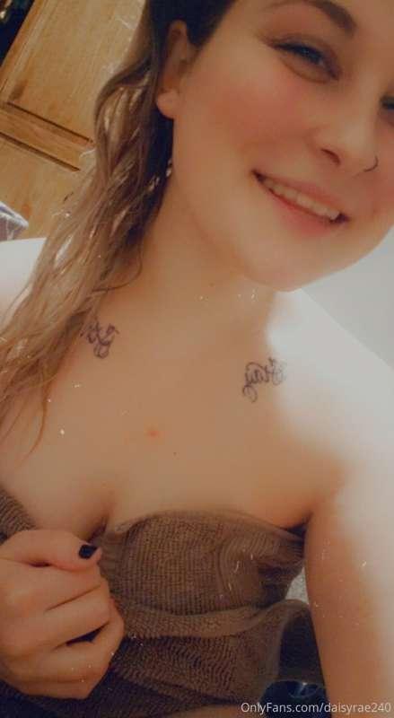 Hiya loves! 🥰 no pictures tonight but ill try to post some t..