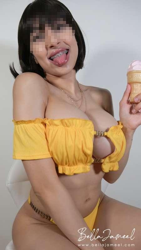 Wanna taste my ice cream or my tongue first? 🍦👅😈