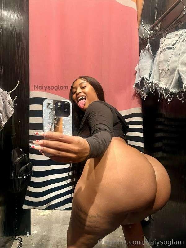 Live from the dressing room 😈