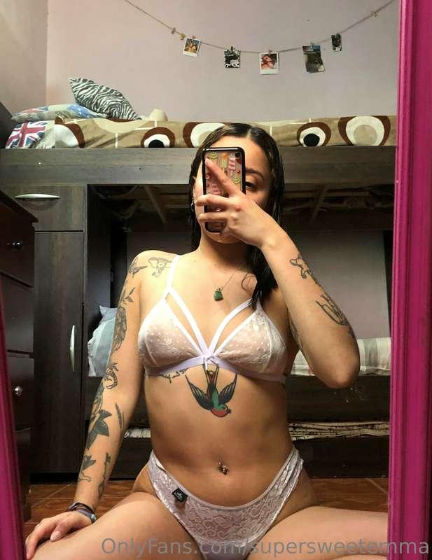 You like this color on me, papi? 🙈😋