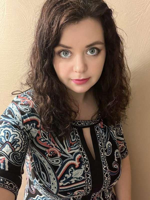 Happy Thursday!! New picture of me today.

You’ve almost mad..