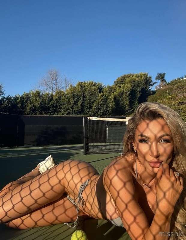 Golden hour on the court 🎾🎾Tip $7 to access this kinky mega ..