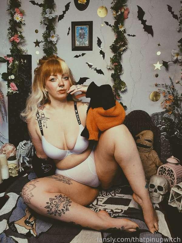 thatpinupwitch image #6