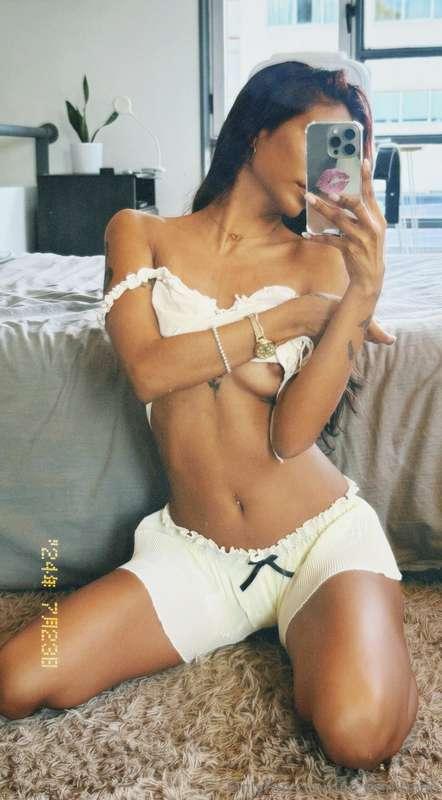 Would you like me to kiss you? 💋💋💫