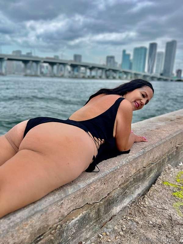 Just embracing the MILF in me! 😘 Miami im coming back! ❤️