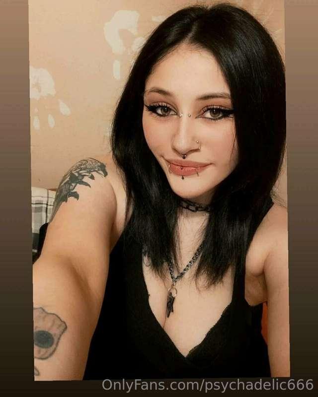 Zdravím vás zlatíčka ❤️ po hodně dlouhý pauze jsem opět zpět..