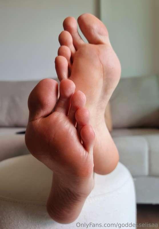 goddesselisaa image #1