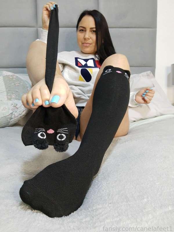 Do you want to smell my socks?💋