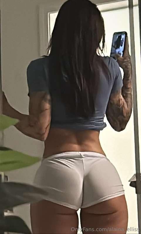 why did you stop scrolling? 👀