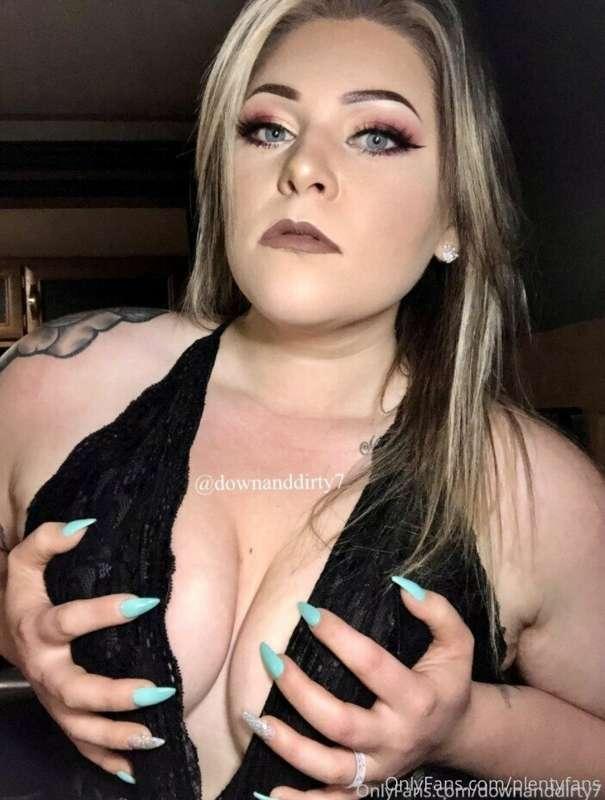 Married, Horny and ready to have fun💥
• Kink friendly
• Feti..