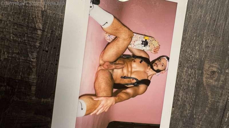 Aujourd’hui j’ai fait un shooting photo très sexy que j’ai h..