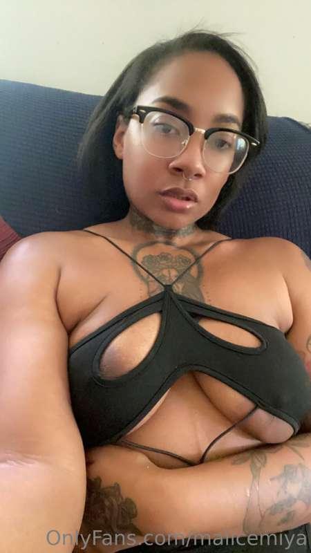 🖤🖤🖤