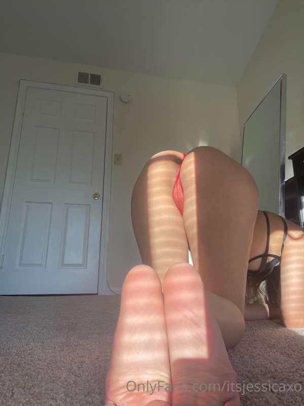 My boobs need your attention 🥰❤️😼