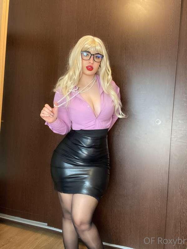 Would you hire me as your assistant?