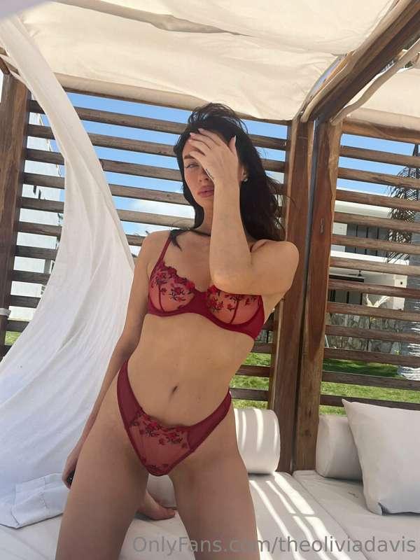 Keep calm and thinking about Beach and Bikini 🏖