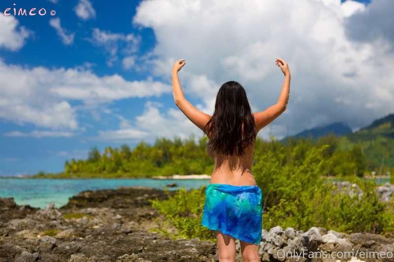 Aloha Friday! Any exciting plans for this weekend?