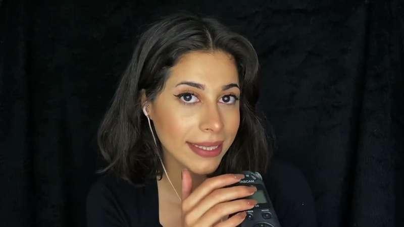 Patreon Şubat 1. Hafta | Yağmur sesi eşliğinde yarı anlaşılmayan fısıltı, minik öpücükler