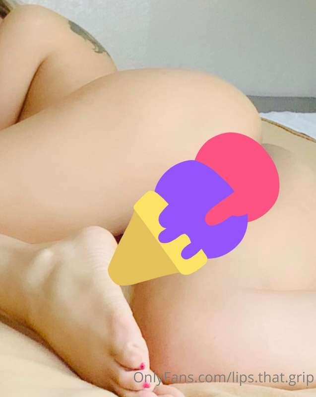 Would you lick this ice cream? 😜