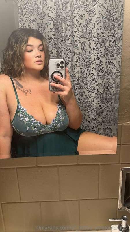 Happy holidays cuties