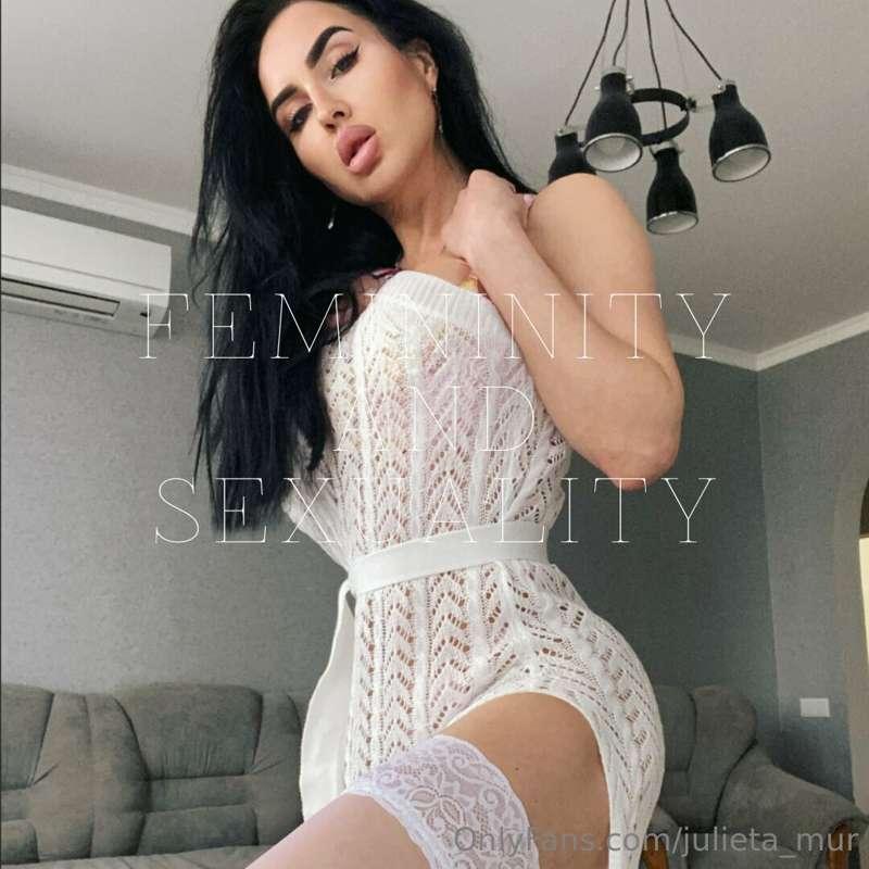 How do you imagine femininity and sexuality?🤔🥰At first glanc..