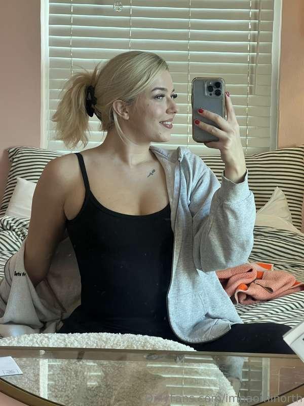 lets get comfy and cuddle 🤭