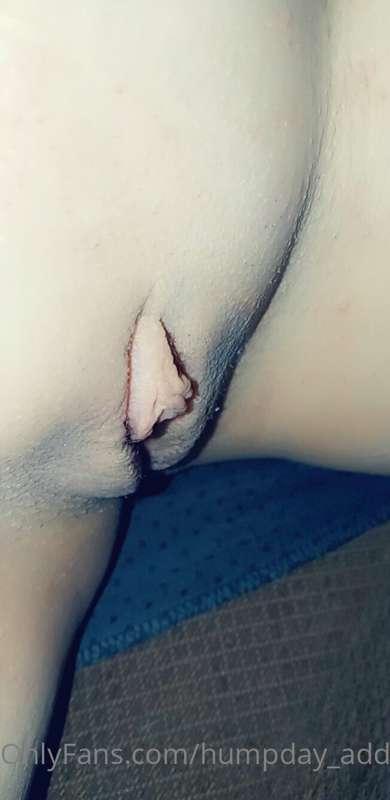 Mmmmm fresh shave and wanting a little lick 🤤