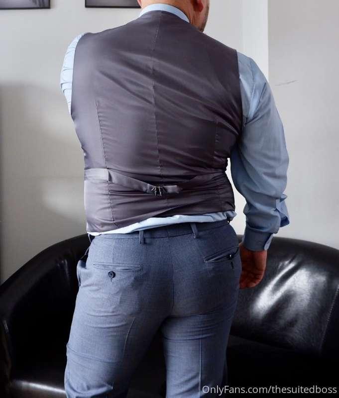 thesuitedboss image #5
