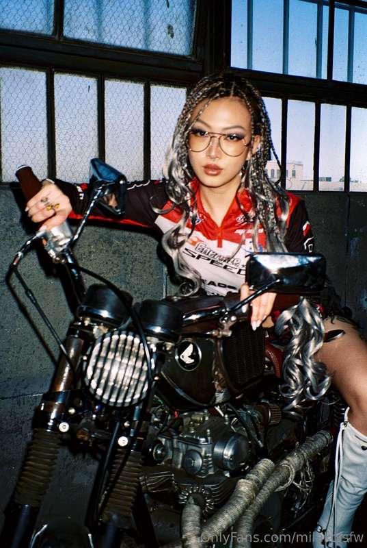 Hop on loser 😏Lets go for a ride!